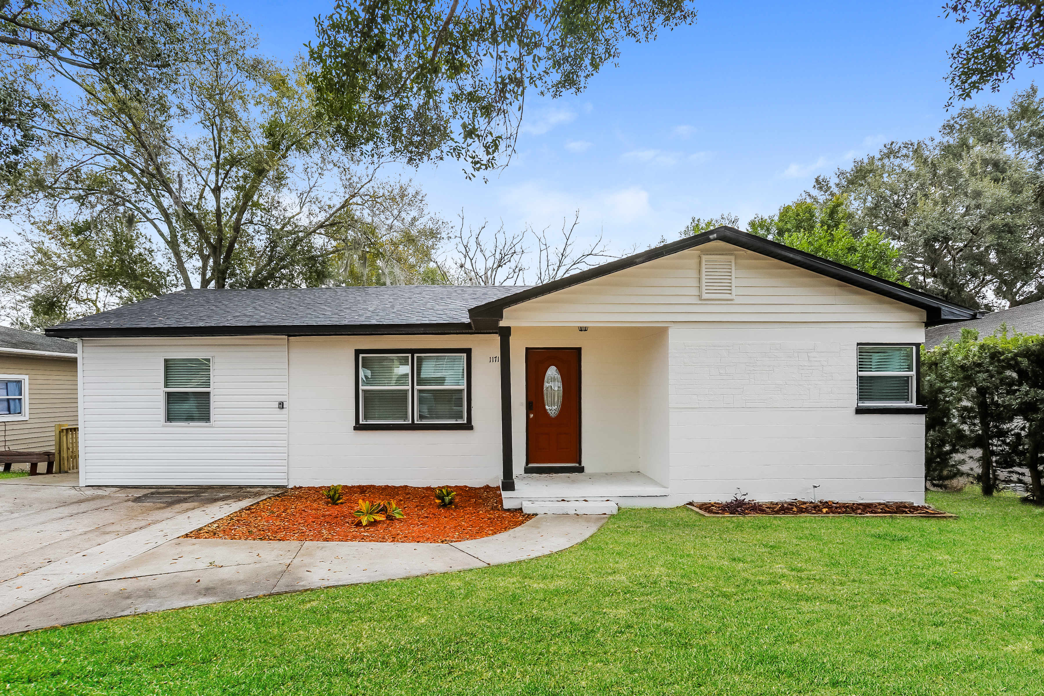 1171 LAKEVIEW DR CLERMONT, FL 34711